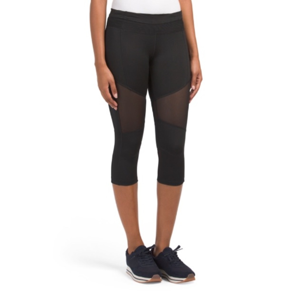[Electric Yoga]✨NWT✨Black Leggings - Blocked Mesh Capri